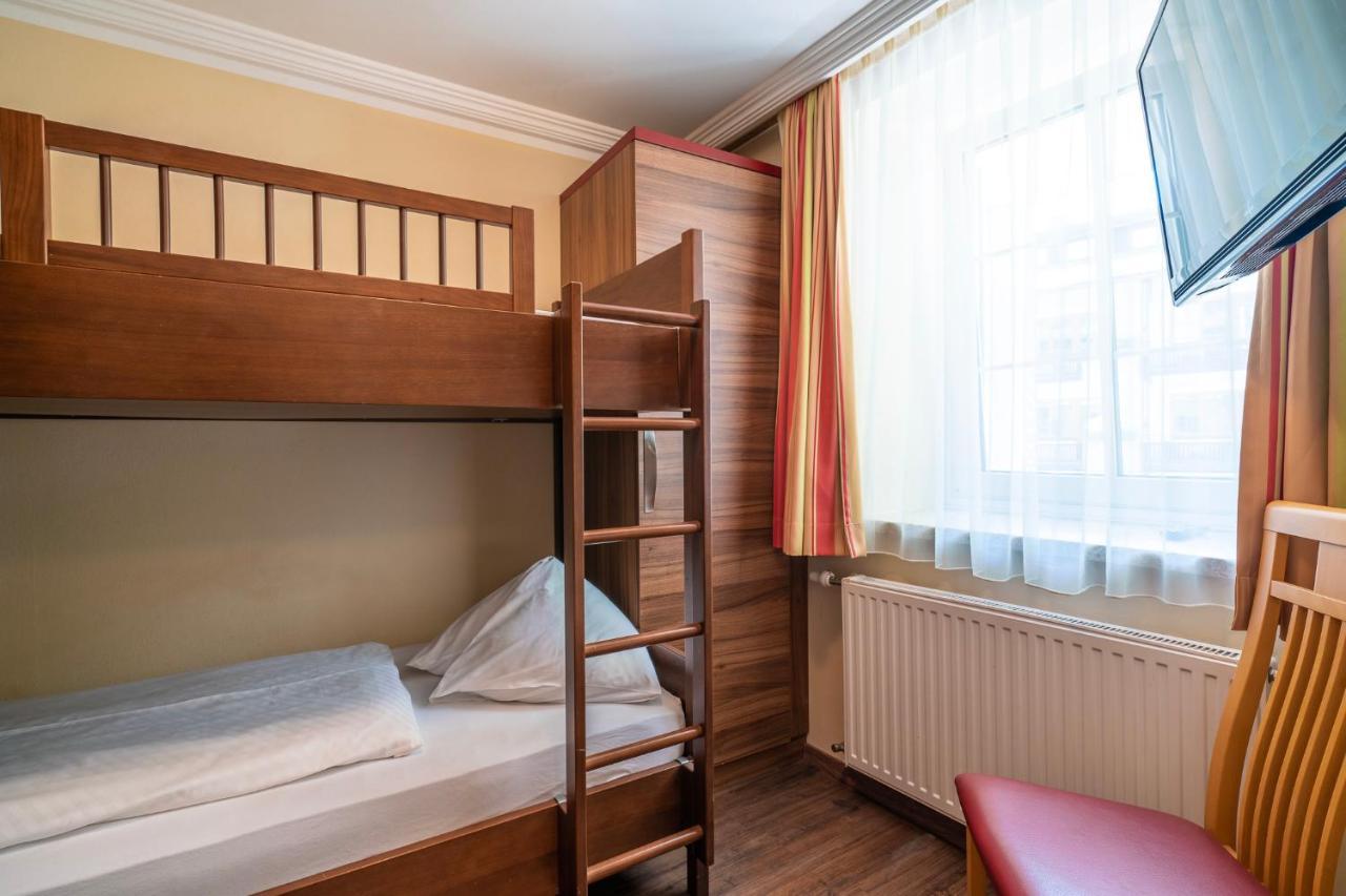Hotel Alte Post 펠뎀시 외부 사진