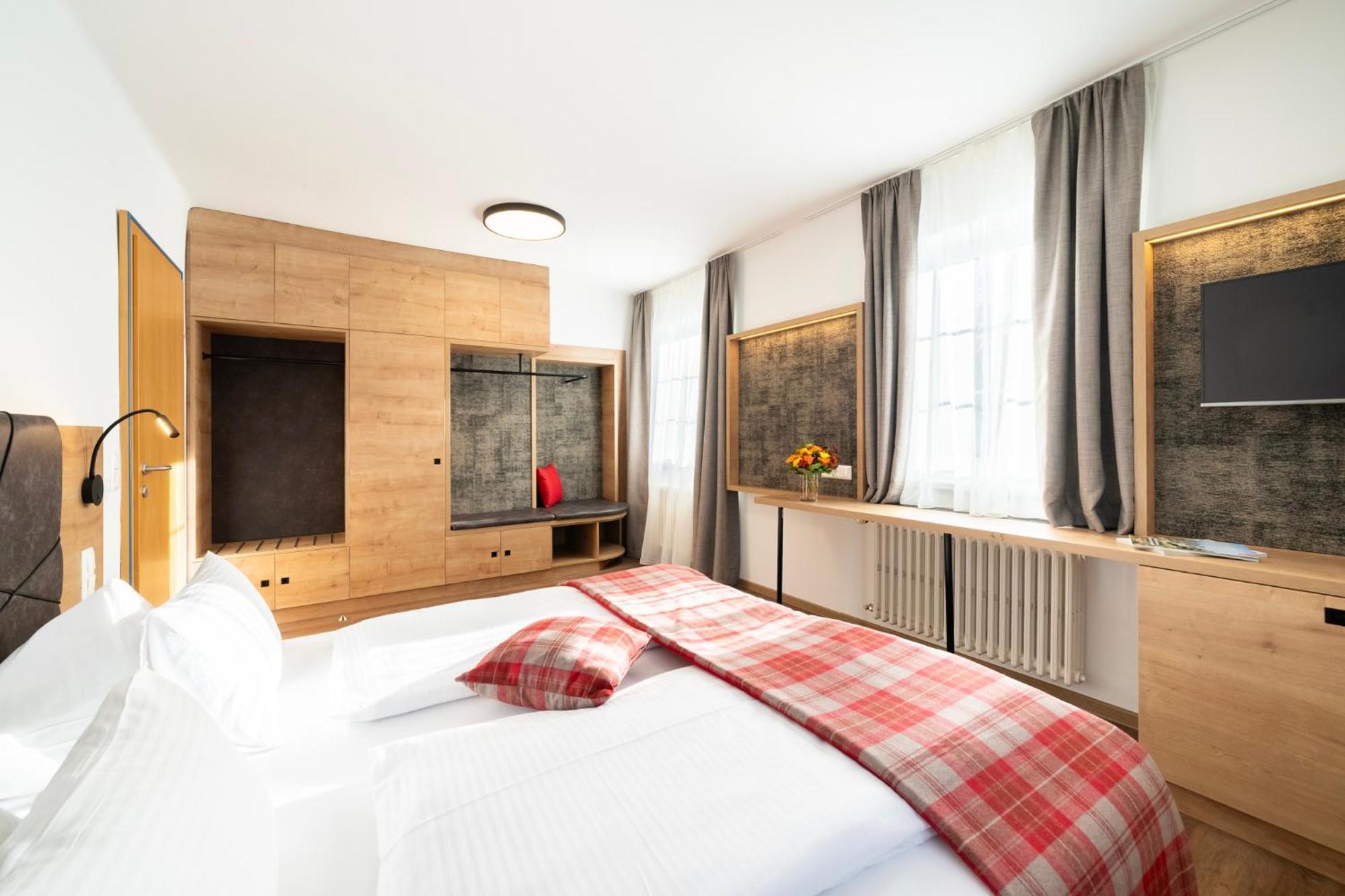 Hotel Alte Post 펠뎀시 외부 사진