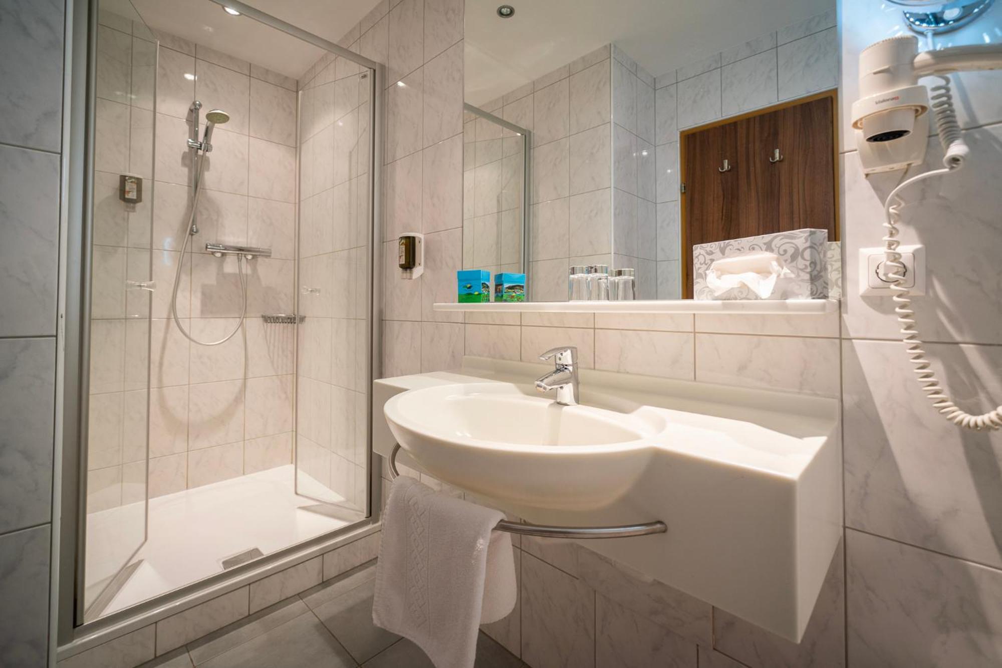 Hotel Alte Post 펠뎀시 외부 사진