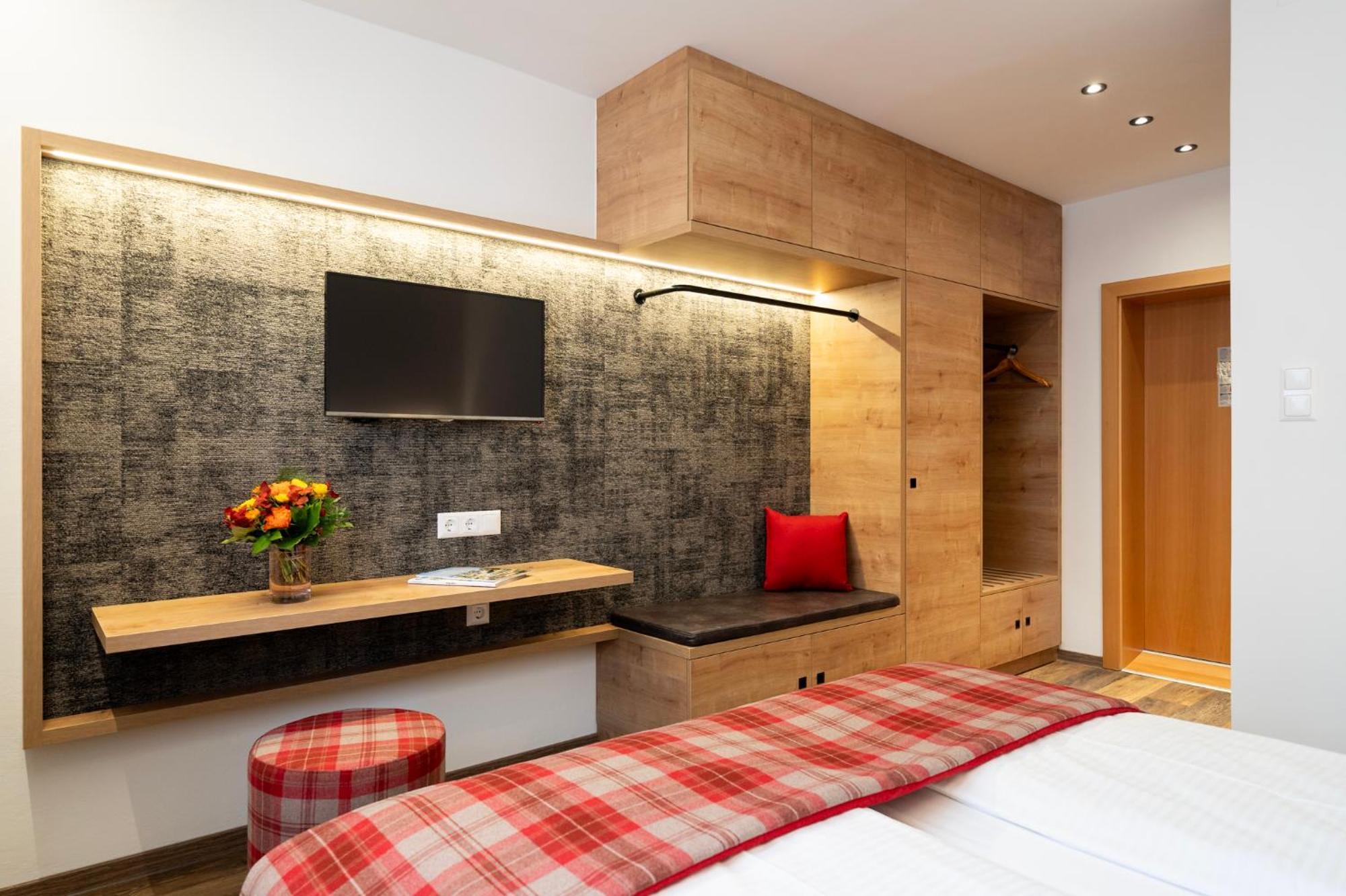 Hotel Alte Post 펠뎀시 외부 사진