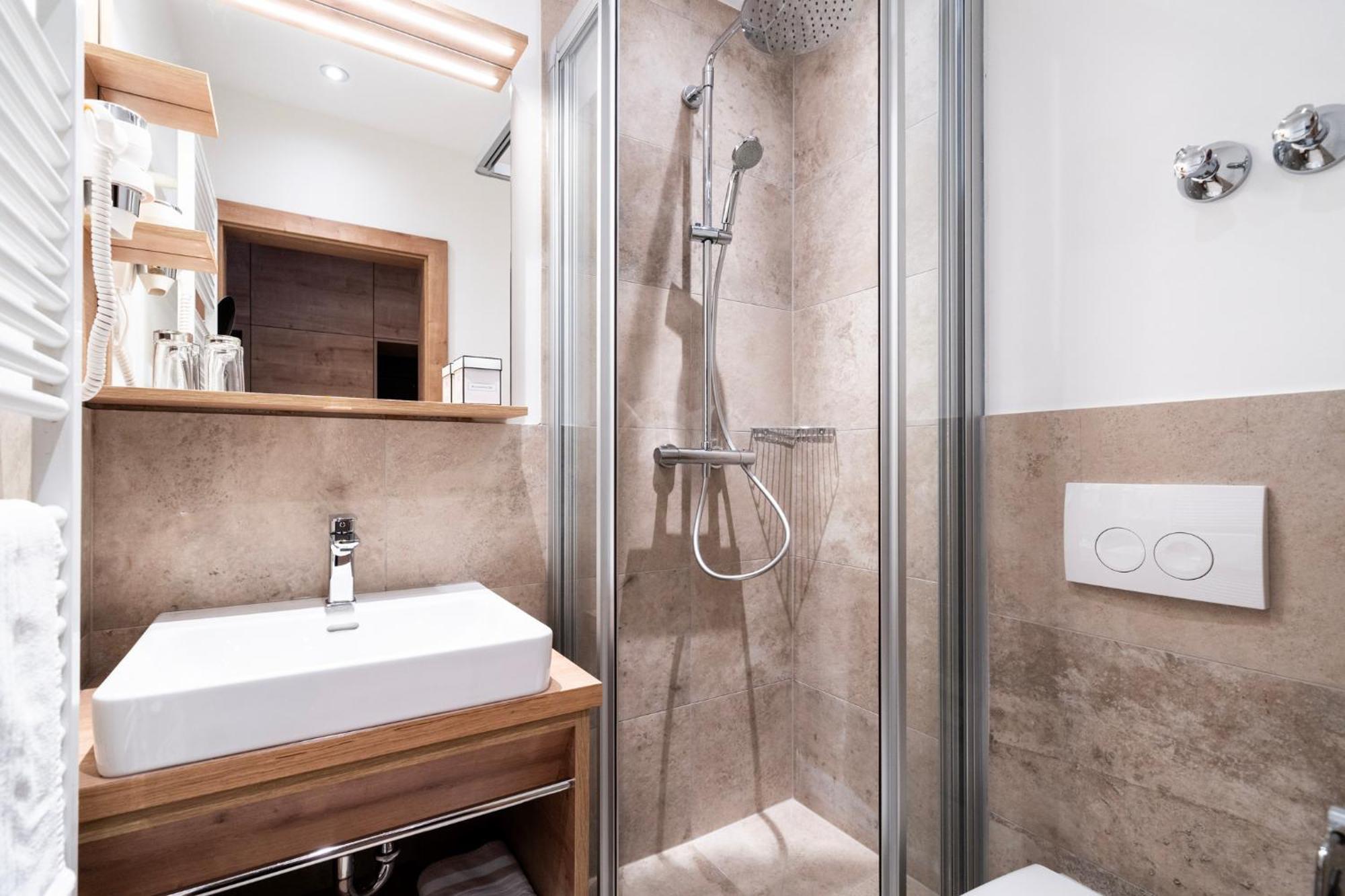 Hotel Alte Post 펠뎀시 외부 사진